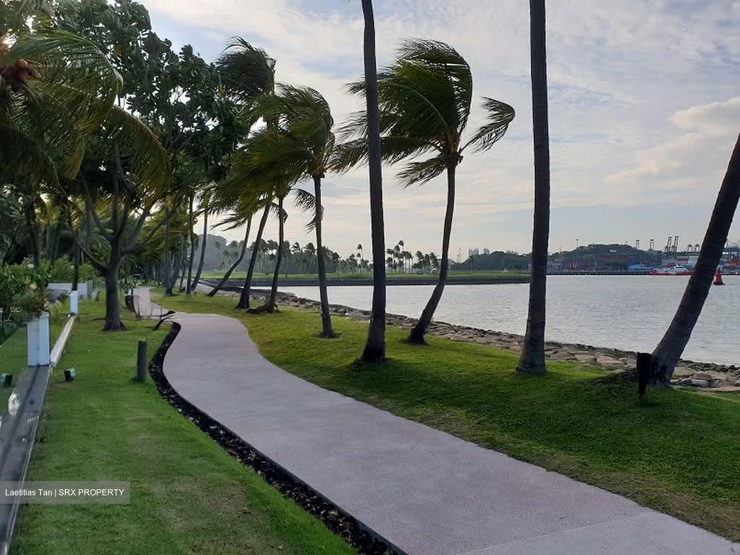 Ocean Drive (D4), Detached #592962821